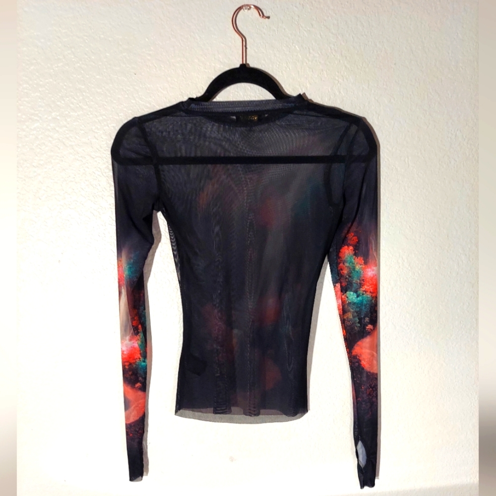 AFRM Black/Multi Waterfall Floral Sheer Thumbwhole Sleeve Top WM Size XS NWT - Picture 2 of 12